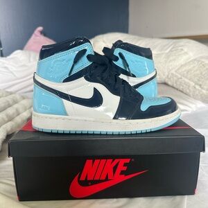 Air Jordan 1 Blue Chills
